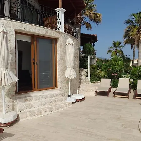 Havuzbasi, Deniz-bahce-meis Manzarasi, Loveboat Tatil Evi *