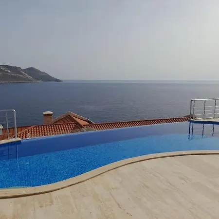 Tatil Evi Havuzbasi, Deniz-bahce-meis Manzarasi, Loveboat *